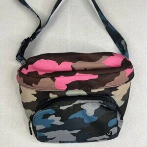 Lululemon The Rest is Written Belt Bag 3L